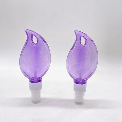 PET Herz / Blattform Plastik Sprühflasche mit hängender Schlüsselkette Kragen Material PET