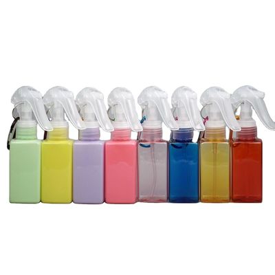 Bildschirmdruck 100 ml PET-Flasche mit auslösendem Sprühgerät in quadratischer Form mit tragbarem Mentalhook