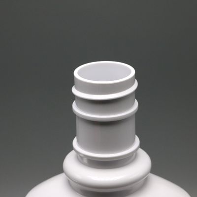 Flasche aus PET-Kunststoff mit 250 ml Kapazität und Bildschirmdruck